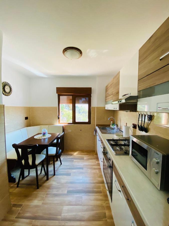 Apartament Sunshine Leilighet Orşova Eksteriør bilde