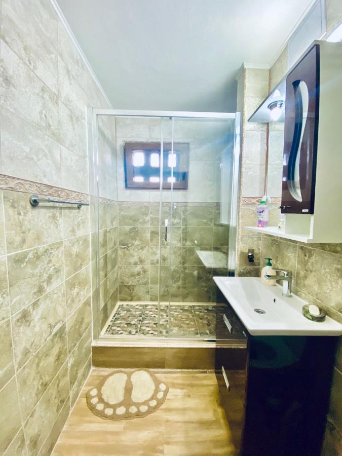 Apartament Sunshine Leilighet Orşova Eksteriør bilde