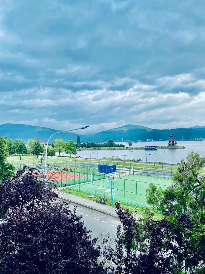 Apartament Sunshine Leilighet Orşova Eksteriør bilde